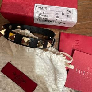 Valentino Garavani Rockstud Leather Bracelet